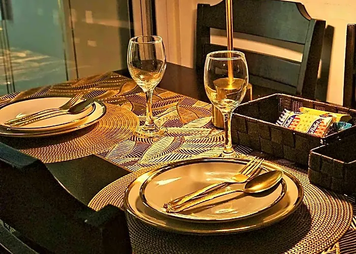 Hotel Azure Urban Staycation Manila